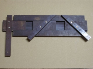 Prowadnica kątowa-suwakowa