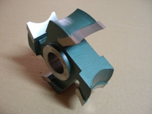 Frez kształtowy /kształt nr18/