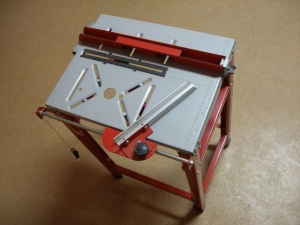 Stolik do mocowania elektronarzędzi  SE-912