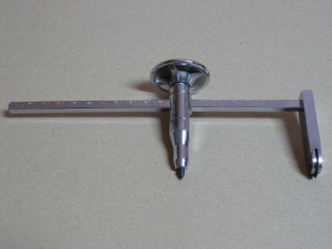 Cyrkiel do wycinania otworów w płytach g/k